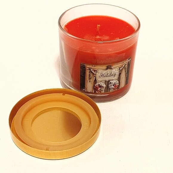 Bath and Body Works HOLIDAY Scented Candle White Barn Brand NEW 113g/4oz - Picture 4 of 5
